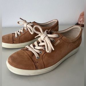 Ecco brown suede shoes